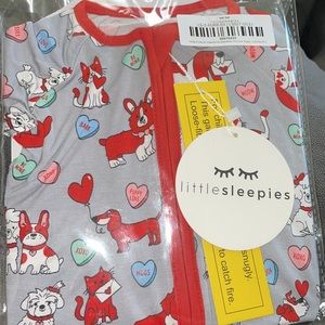 Little sleepies gray furever 3-6 zippy